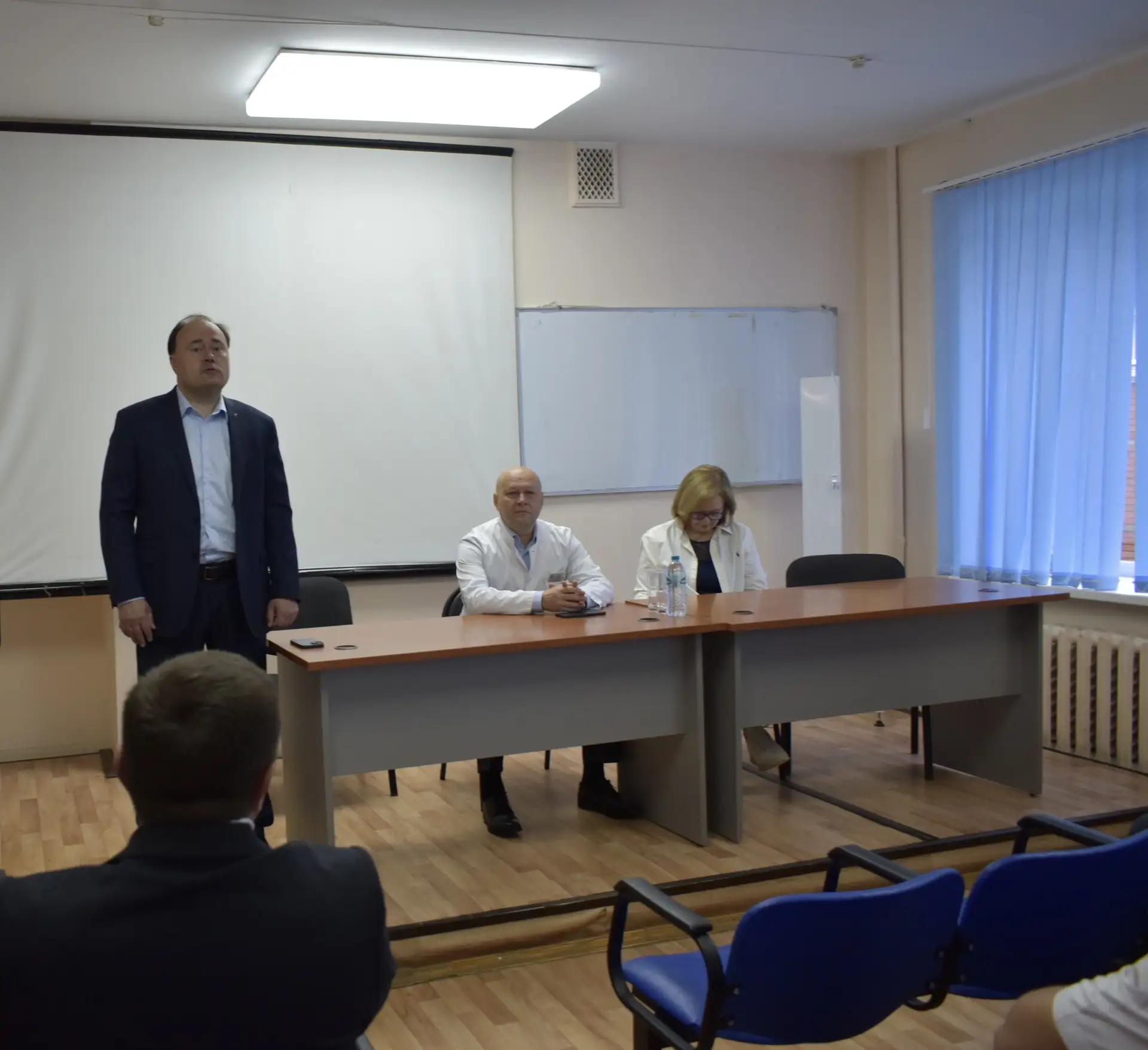 📣Мэр Ярославля посетил Областную клиническую больницу: итоги встречи
